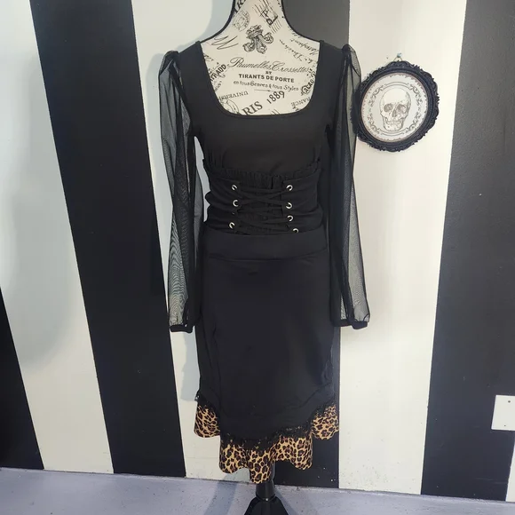 Pinup Leopard Ruffle Skirt - Picture 5 of 11